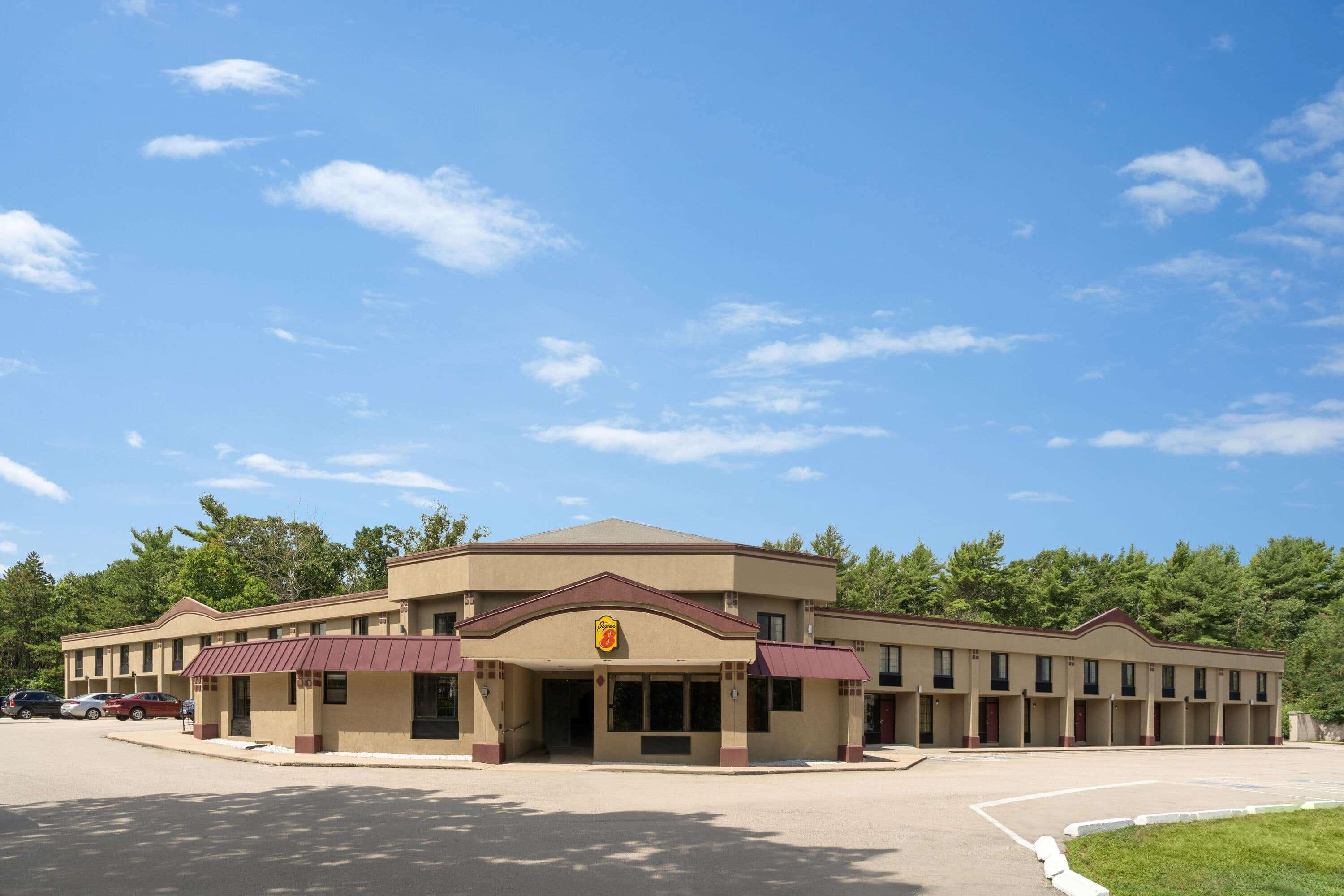 Super 8 By Wyndham West Greenwich/Providence מראה חיצוני תמונה