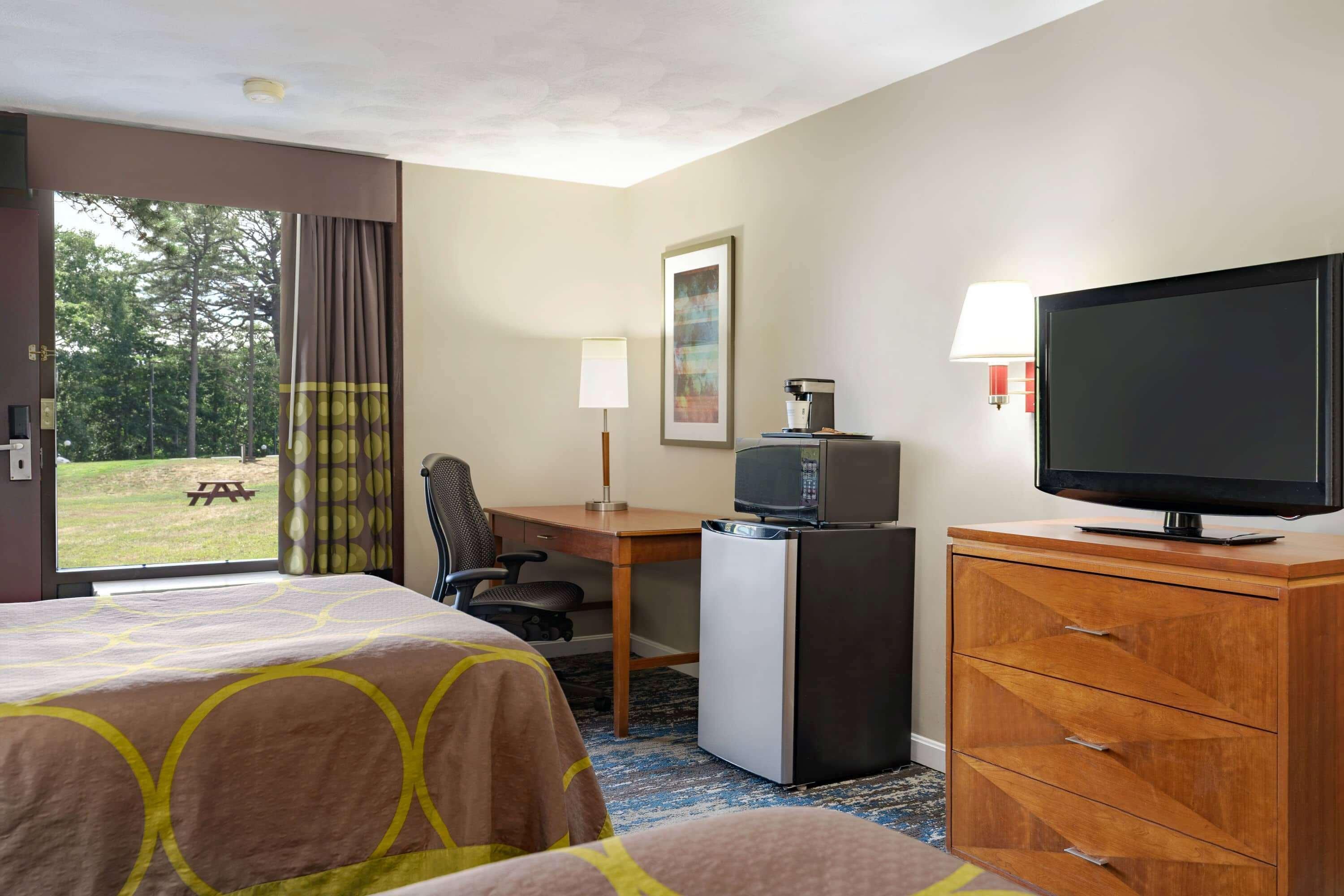 Super 8 By Wyndham West Greenwich/Providence מראה חיצוני תמונה